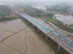 战高温 斗酷暑 项目建设“加速跑”