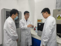 华北理工大学的阳清环保团队研制出高性能光催化降解污染物催化剂